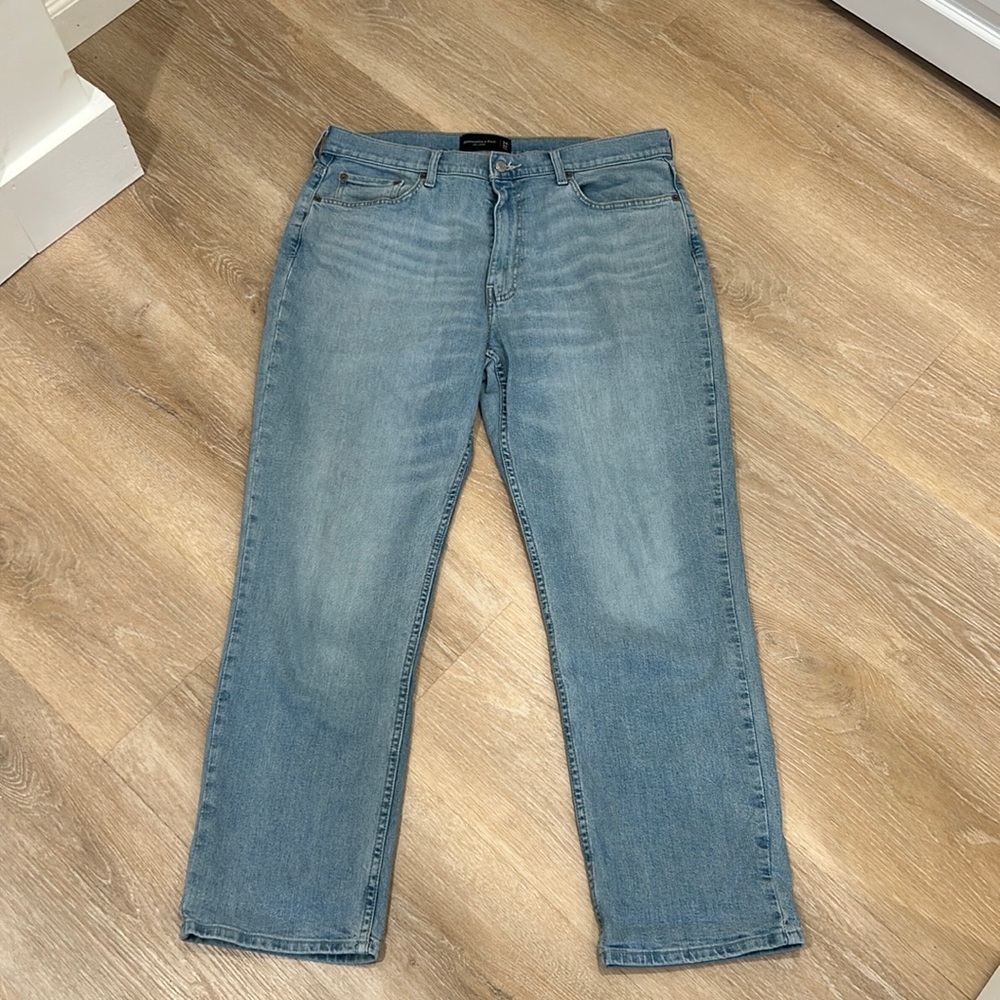 Abercrombie Men’s 90’s Loose Jeans